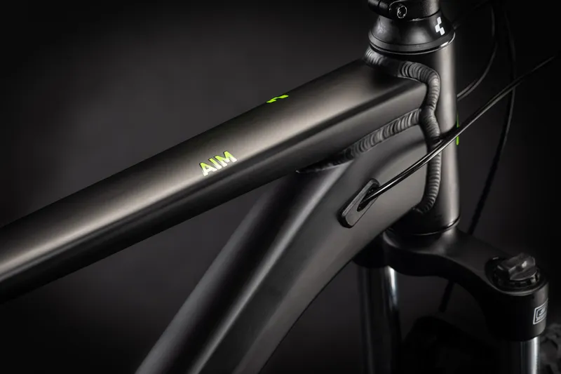 2021 Cube Aim Mountain Bike in Black-4