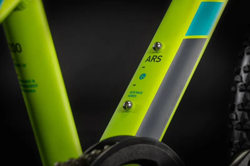 2022 Cube Acid 200 Disc 20in Kids Bike in Green-3