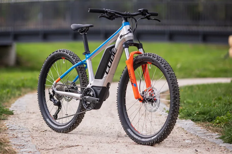 2021 Cube Acid 240 Hybrid Rookie 24in Kids eBike in Silver-5