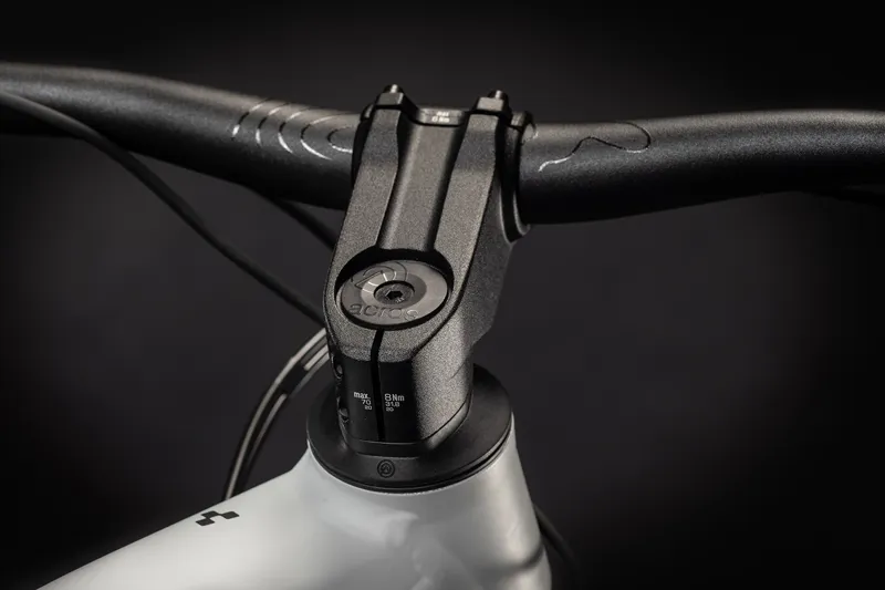 2021 Cube Reaction Hybrid Pro 625 Electric Mountain Bike in Grey-1