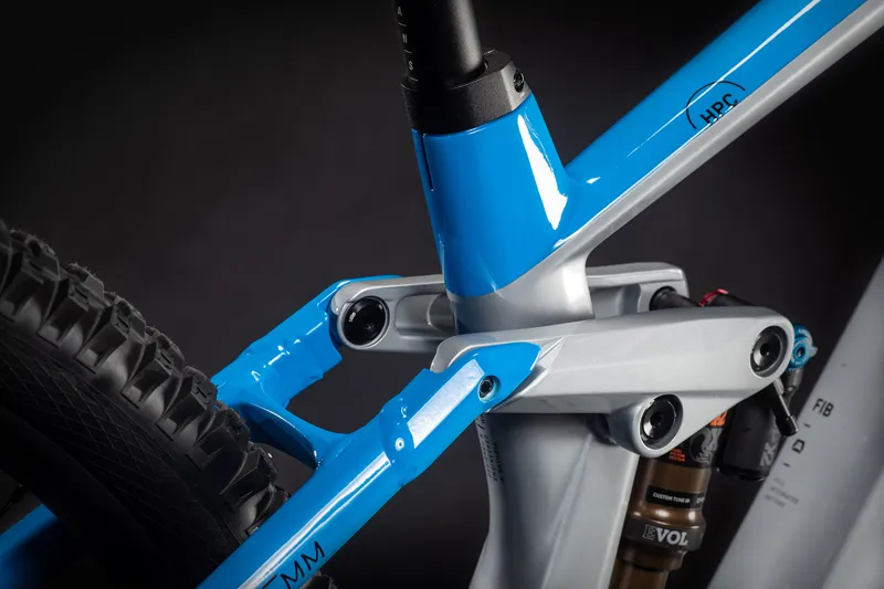 2021 Cube Stereo Hybrid 140 HPC Actionteam 625 Kiox eMTB in Silver-5