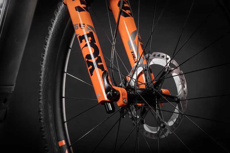 2021 Cube Stereo Hybrid 140 HPC Actionteam 625 Kiox eMTB in Silver-2