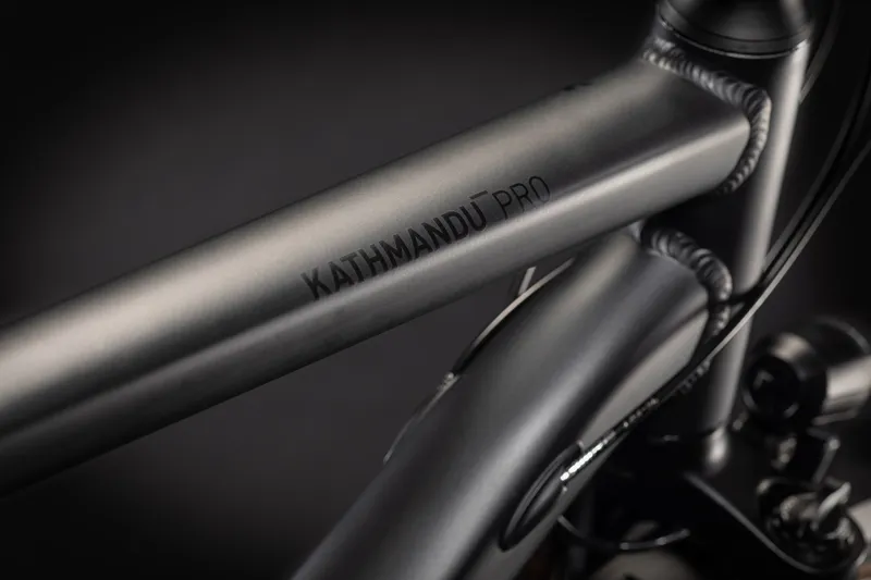 2021 Cube Kathmandu Pro Hybrid Bike in Blue-4