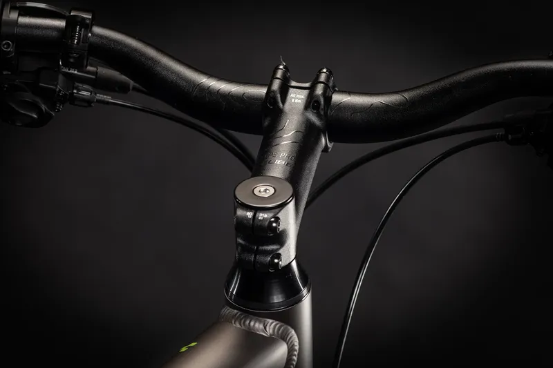 2021 Cube Kathmandu SL Hybrid Bike in Grey-2