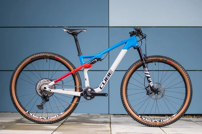 2021 Cube Ams 100 C68 Sl 29 Mountain Bike in White-6