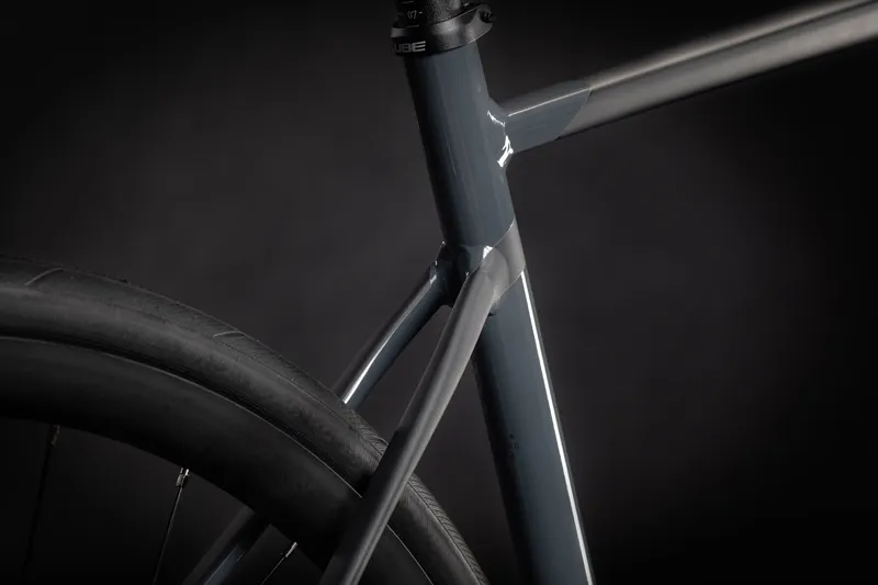 2021 Cube Attain SL Road Bike in Grey-3