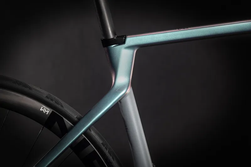 2021 Cube Agree C62 Slt Road Bike in Grey-3