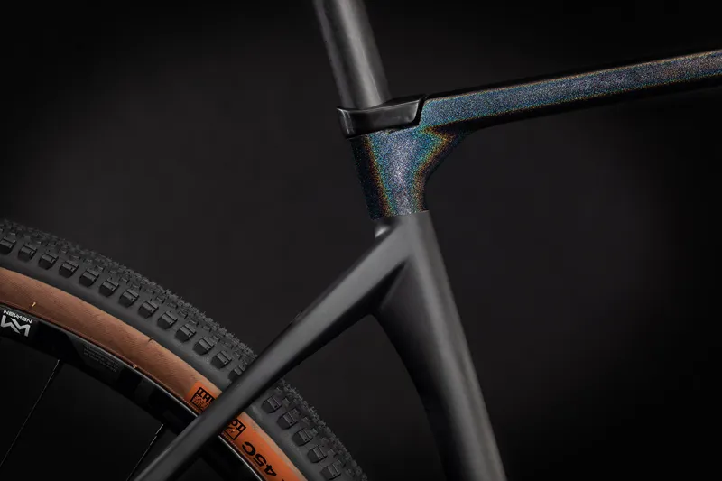 2021 Cube Nuroad C:62 SL Gravel Bike in Grey-3