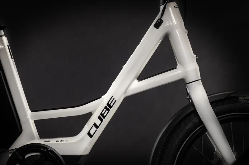 2021 Cube Compact Hybrid Sport 20in eBike in White-3