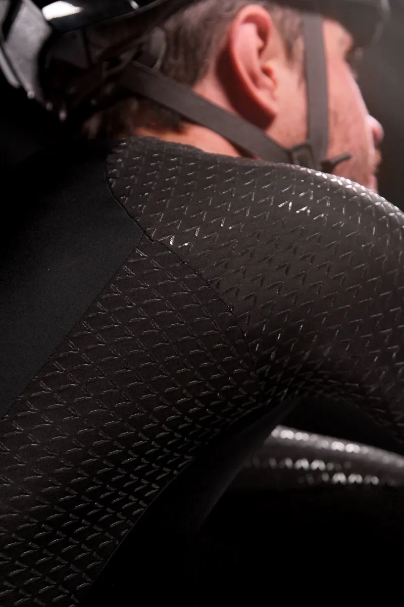 Endura D2Z SST Encapsulator Long Sleeve TT Skin Suit in Black-8