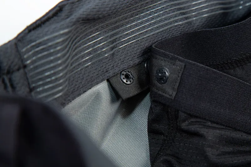 Endura MT500 Waterproof Pants in Black-2