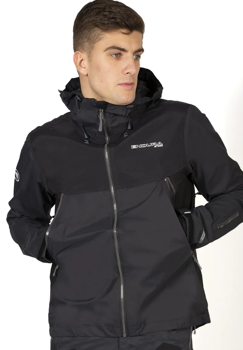 Endura MT500 Waterproof Jacket in Black-6