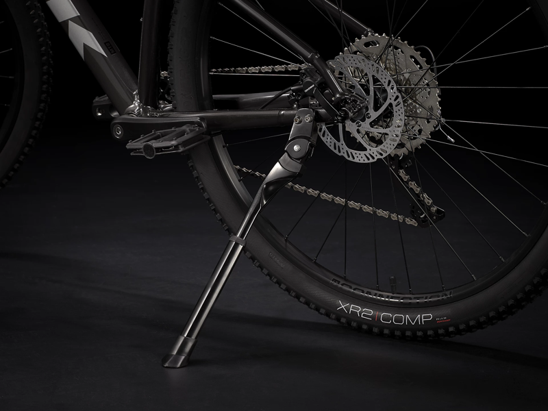 2022 Trek Marlin 6 Mountain Bike in Red-3