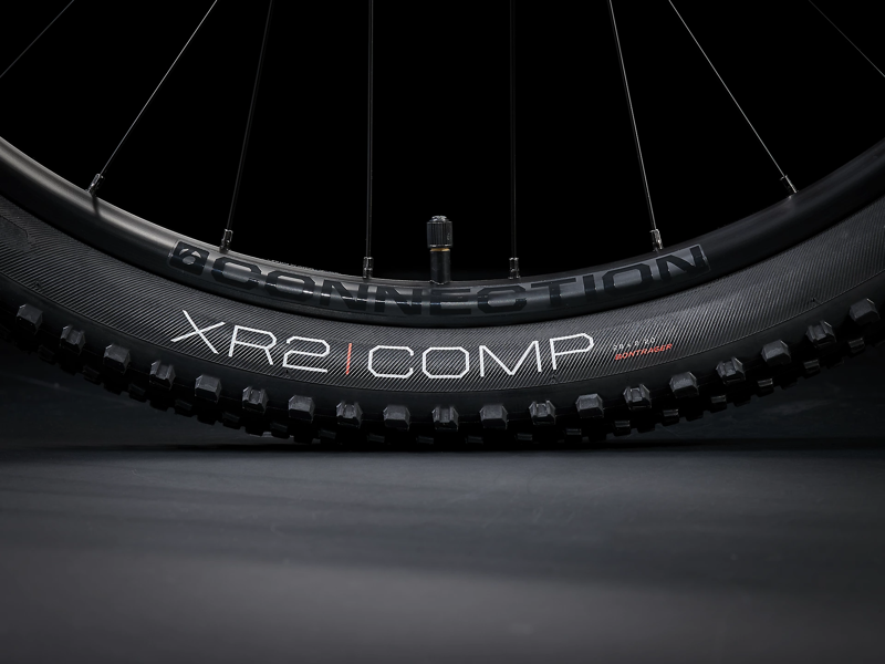 2022 Trek Marlin 6 Mountain Bike in Orange-8