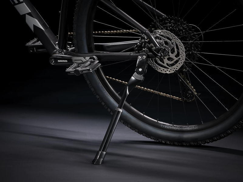 2022 Trek Marlin 8 Mountain Bike in Blue-2