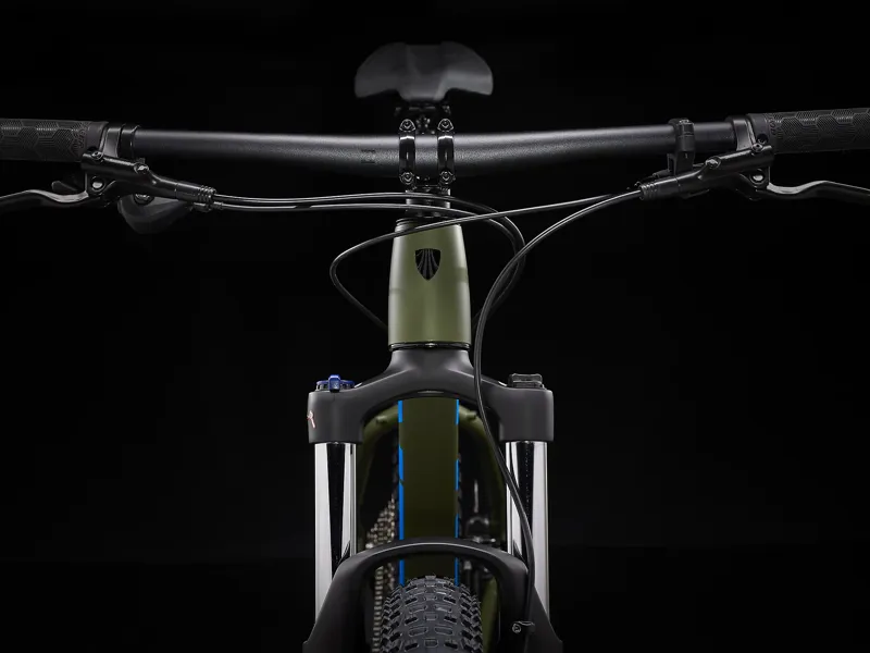 2022 Trek Roscoe 6 Mountain Bike in Green-5