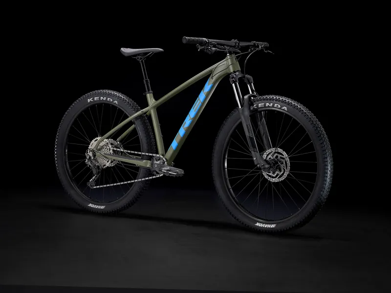 2022 Trek Roscoe 6 Mountain Bike in Green-1