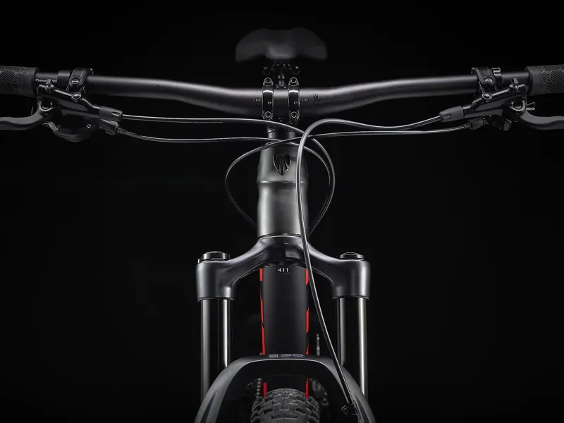 2022 Trek Roscoe 8 Mountain Bike in Black Olive-5