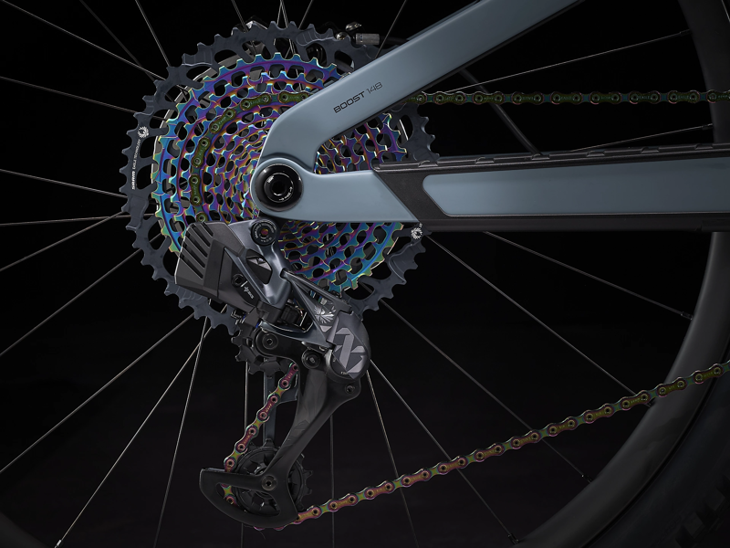 2022 Trek Slash 9.9 XX1 AXS Mountain Bike in Blue-10