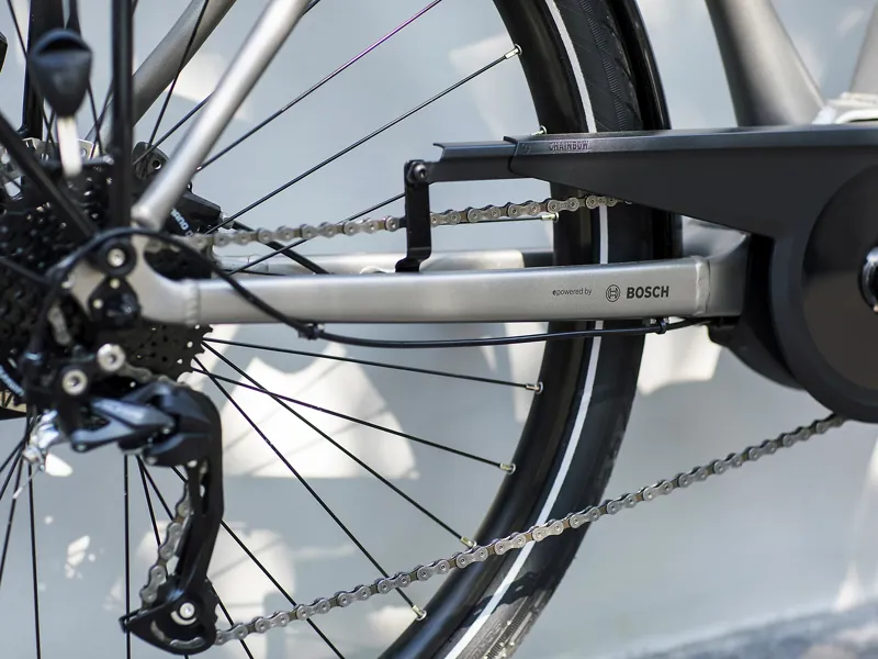 2022 Trek Verve+ 2 500wh Electric Hybrid Bike in Silver-8