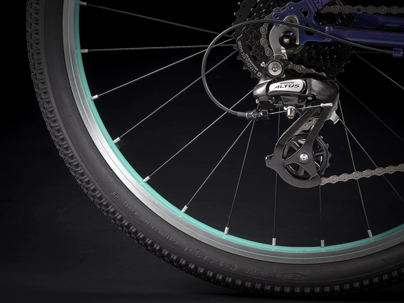 2022 Trek Wahoo 24 Hybrid Kids Bike in Purple-4