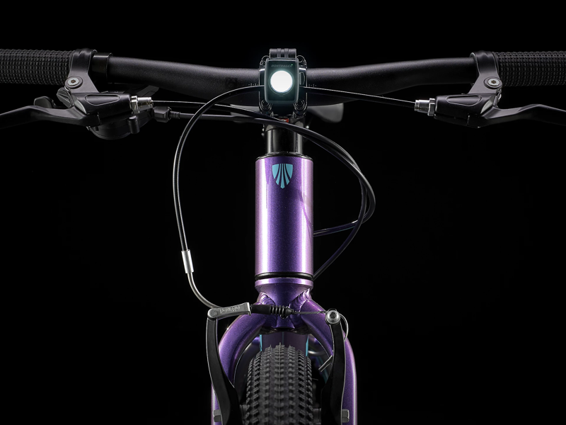 2022 Trek Wahoo 26 Hybrid Kids Bike in Purple-2