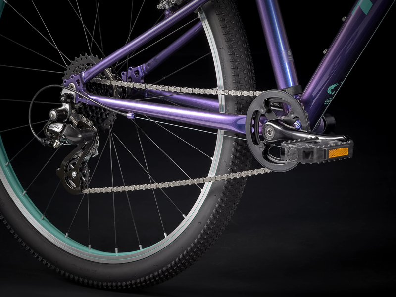2022 Trek Wahoo 26 Hybrid Kids Bike in Purple-6