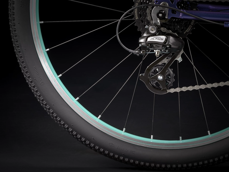 2022 Trek Wahoo 26 Hybrid Kids Bike in Purple-4