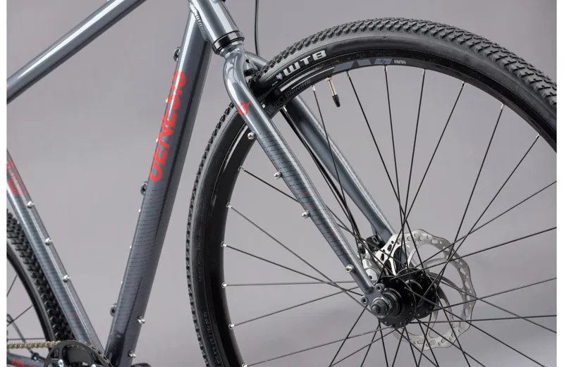 2021 Genesis Flyer Gravel Bike in Grey-6